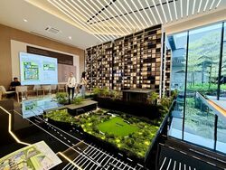 Lakeside Drive (D22), Condominium #624187241